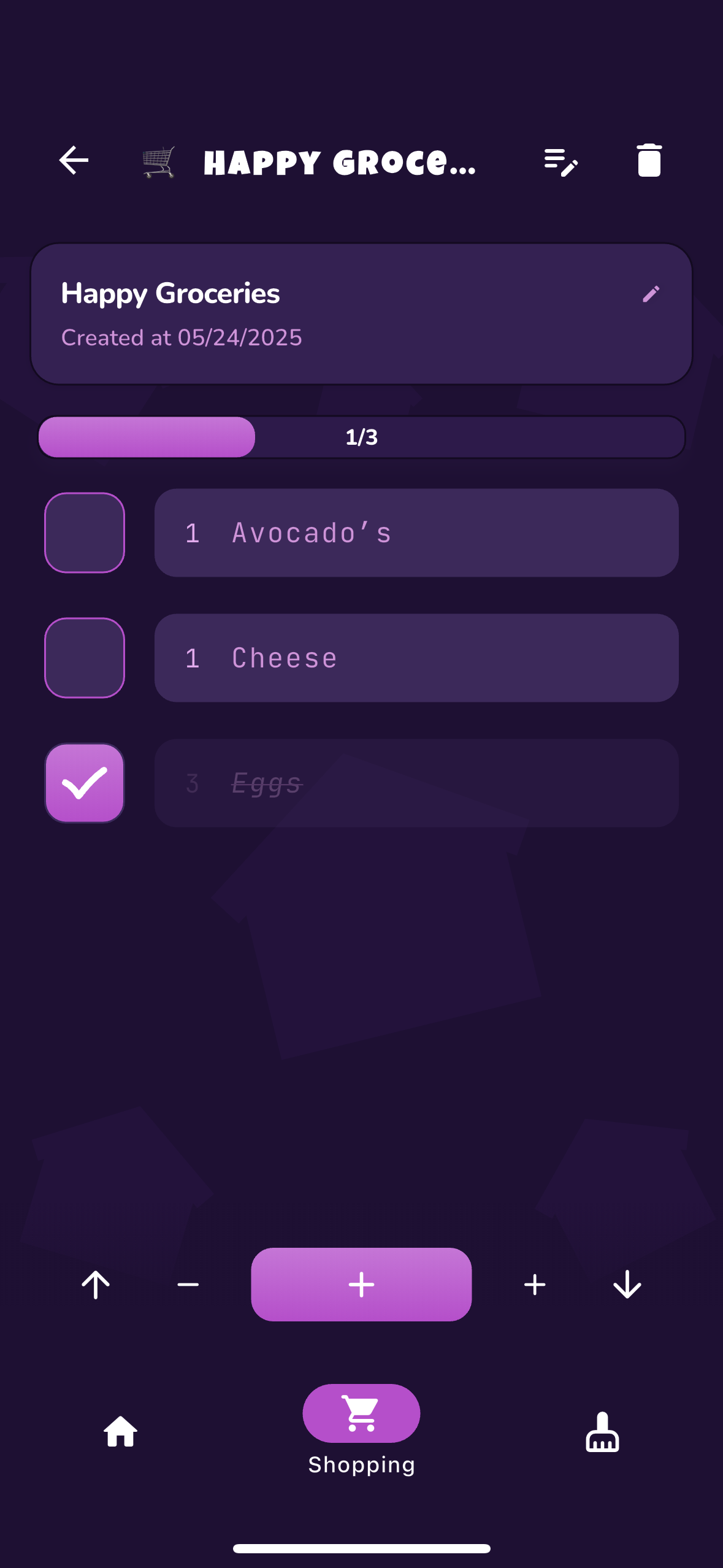 Roomy app shopping list screen with real-time collaboration